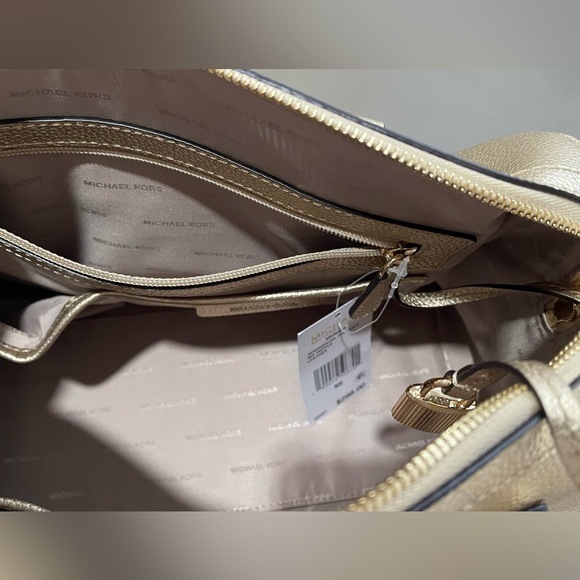 Michael Kors Long Zip-Around Wallet 
Light Gold - Picture 6 of 8